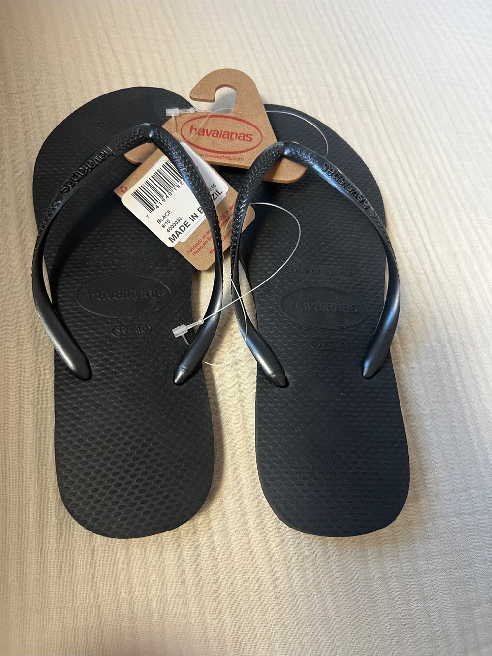 New with Tag Havaianas Black Slim Flip Flops